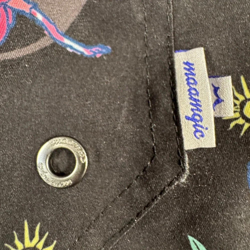 Maamgic Swim Trunks Mens Medium Black Yoga Flamingo Print Excellent Board Shorts